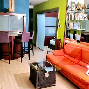 https://acogedor-apartamento-girona-centro.catalonia-hotels.com